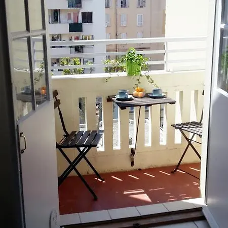 Apartment Juan Les Pins - Palais Des Fleurs